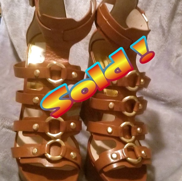 Michael Kors wedges - Picture 2 of 2